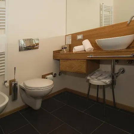 Otel Cortese